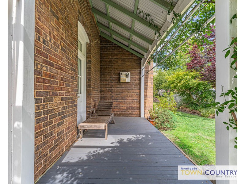 151 Brown Street, Armidale NSW 2350