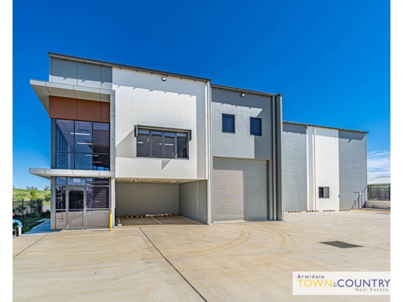1 / 26 Cameron Drive, Armidale NSW 2350