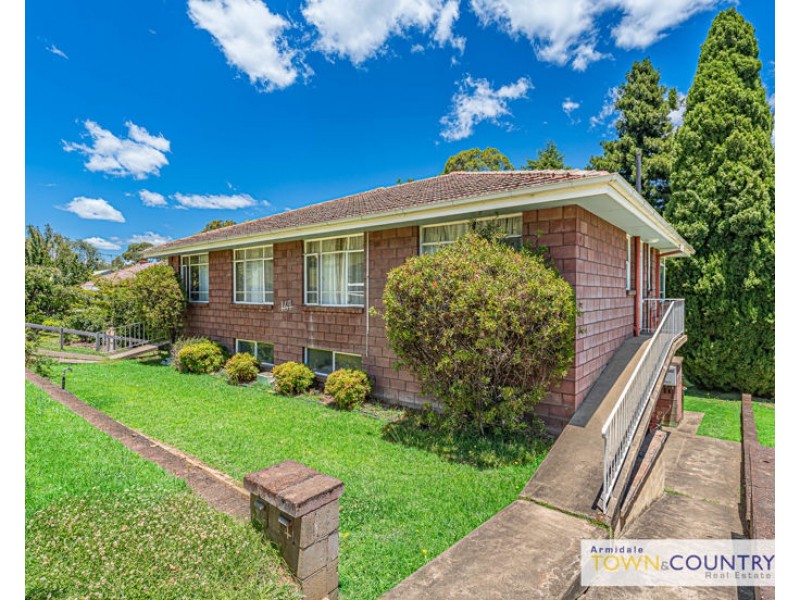 2/164 Donnelly Street, Armidale NSW 2350