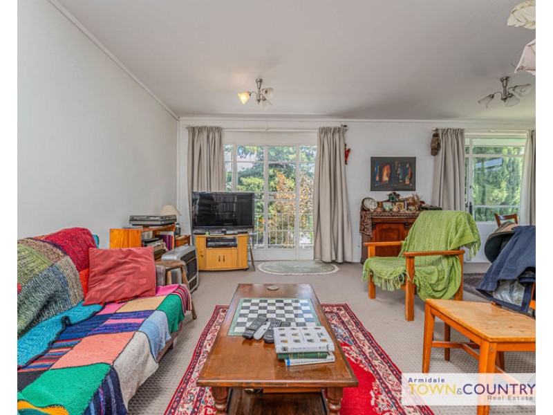 2/164 Donnelly Street, Armidale NSW 2350