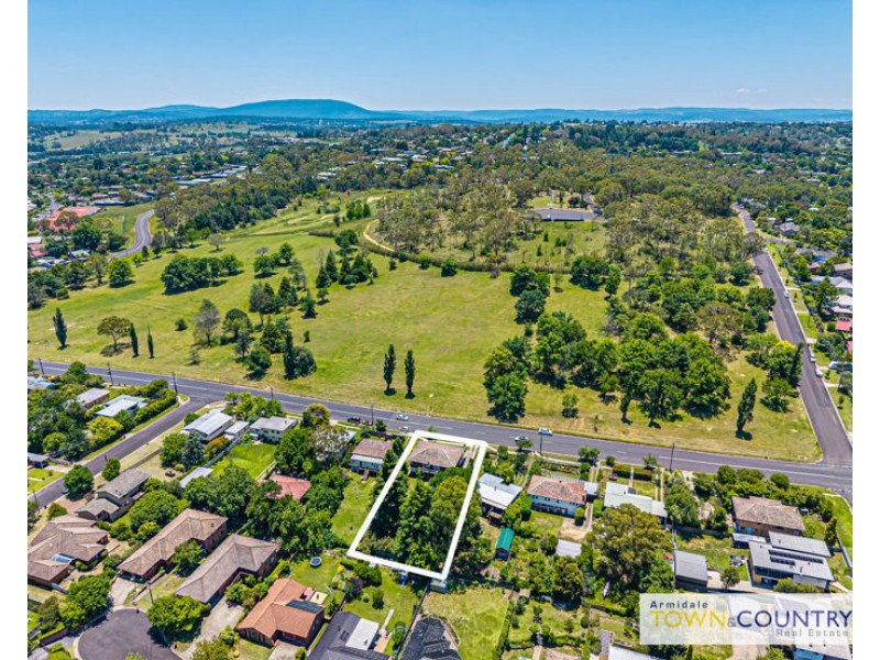 2/164 Donnelly Street, Armidale NSW 2350