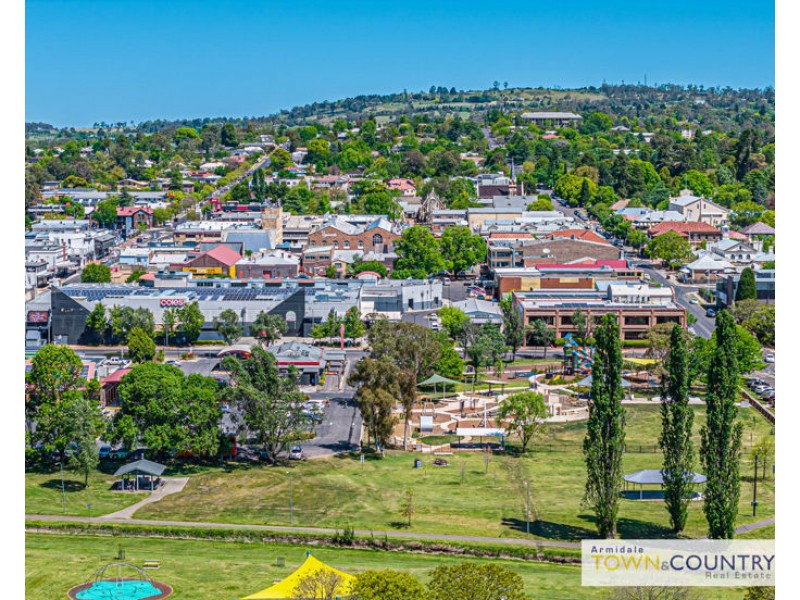 107B Kirkwood Street, Armidale NSW 2350