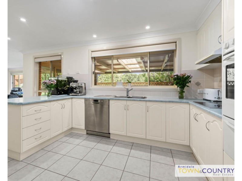30 Norris Drive, Armidale NSW 2350