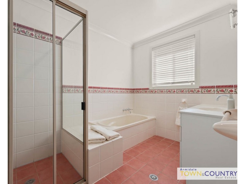 30 Norris Drive, Armidale NSW 2350