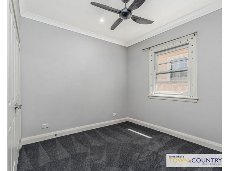 64 Taylor Street, Armidale NSW 2350