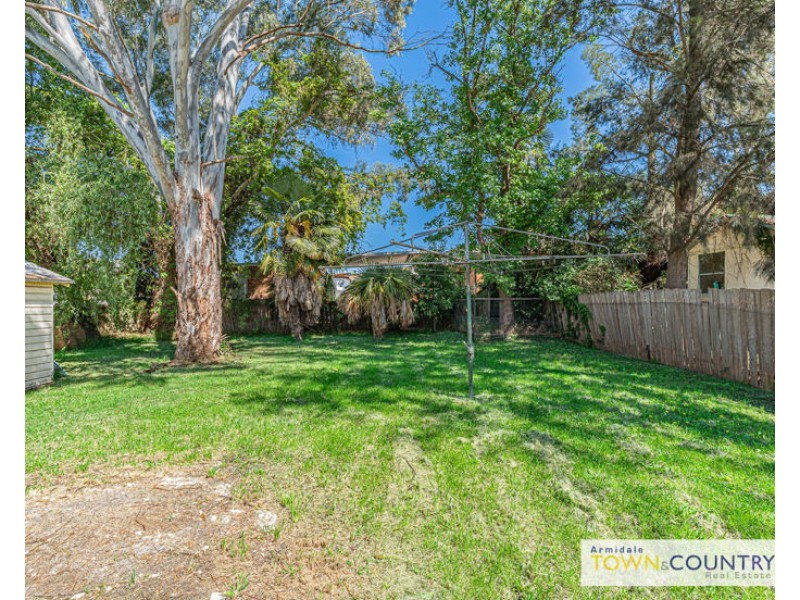 64 Taylor Street, Armidale NSW 2350