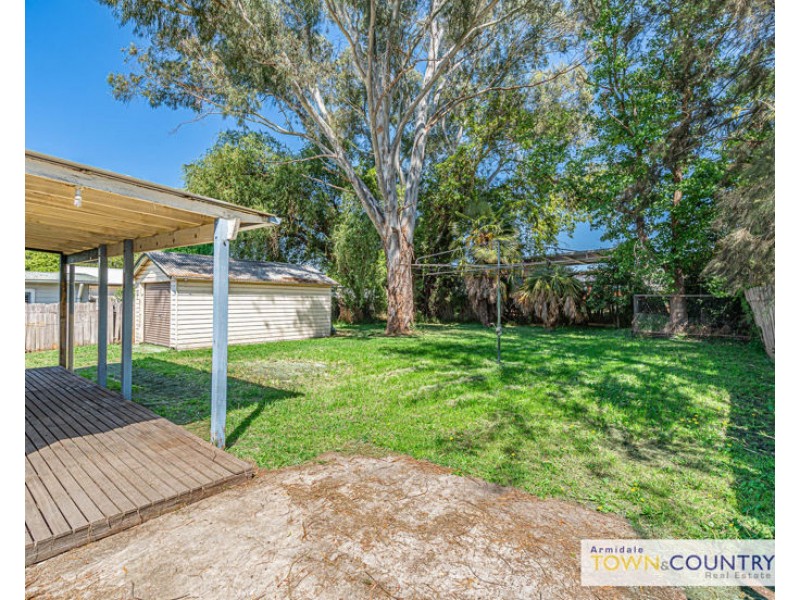 64 Taylor Street, Armidale NSW 2350