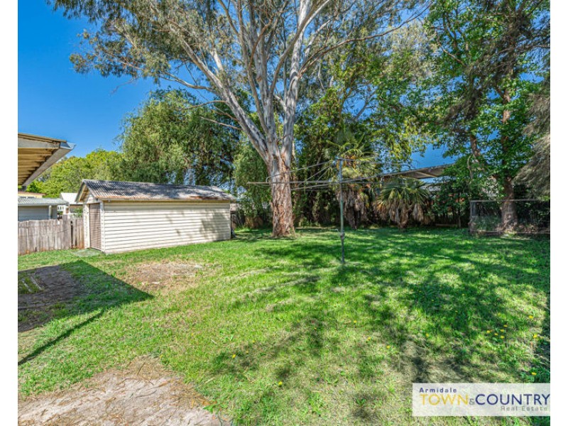64 Taylor Street, Armidale NSW 2350