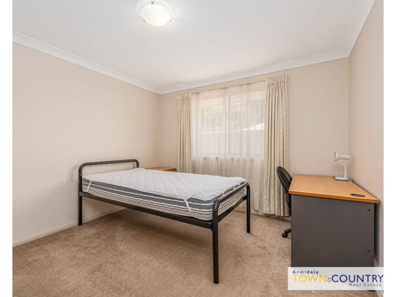 8 Rusden Court, Armidale NSW 2350
