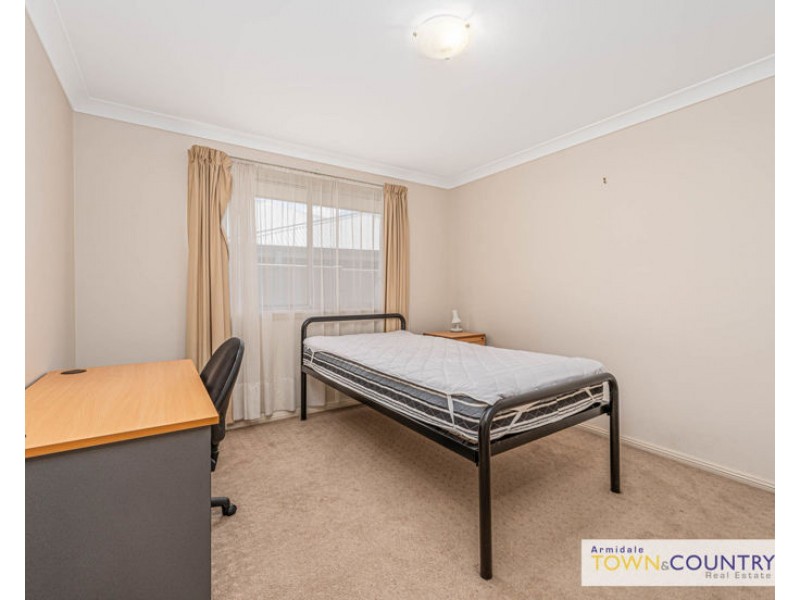 8 Rusden Court, Armidale NSW 2350