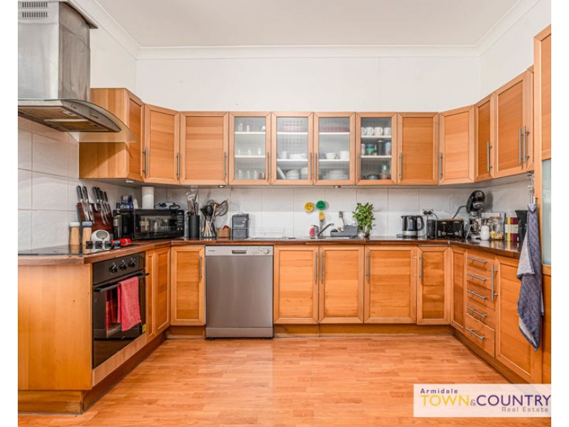 15 Crescent Street, Armidale NSW 2350