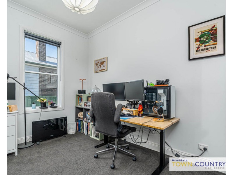 15 Crescent Street, Armidale NSW 2350