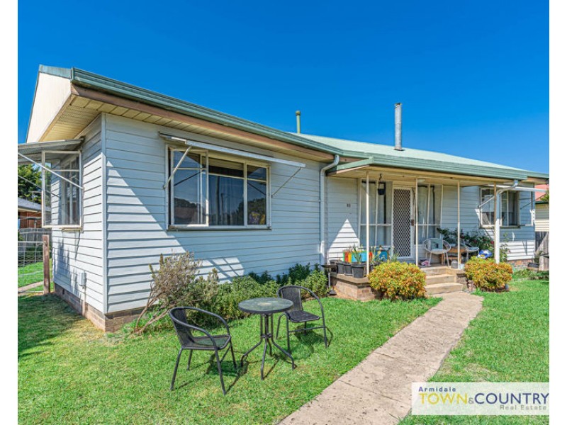 60 Mossman Street, Armidale NSW 2350