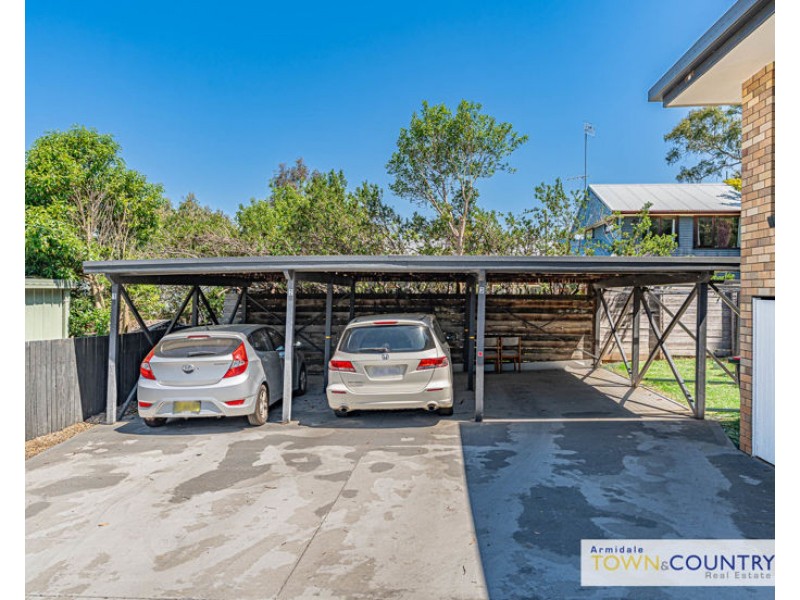 2/12 College Avenue, Armidale NSW 2350