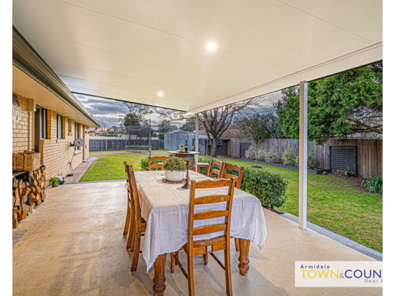 5 Cynthia Crescent, Armidale NSW 2350