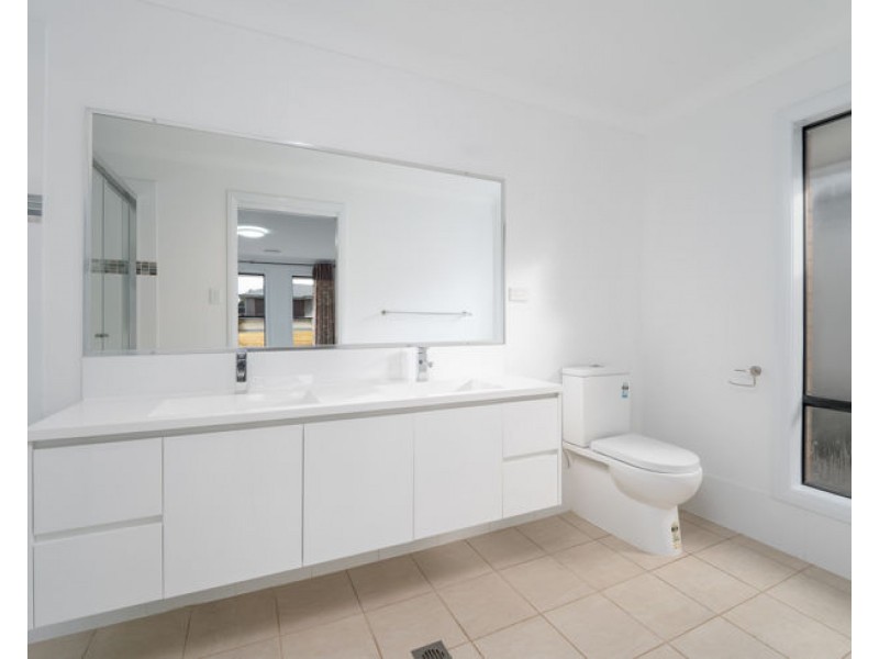 6 Holmfield Drive, Armidale NSW 2350