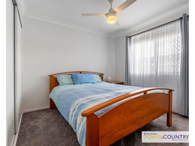 16 Claret Ash Drive, Guyra NSW 2365