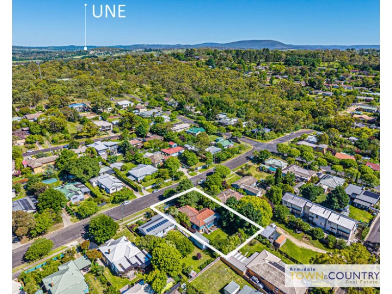 33 Dangar Street, Armidale NSW 2350