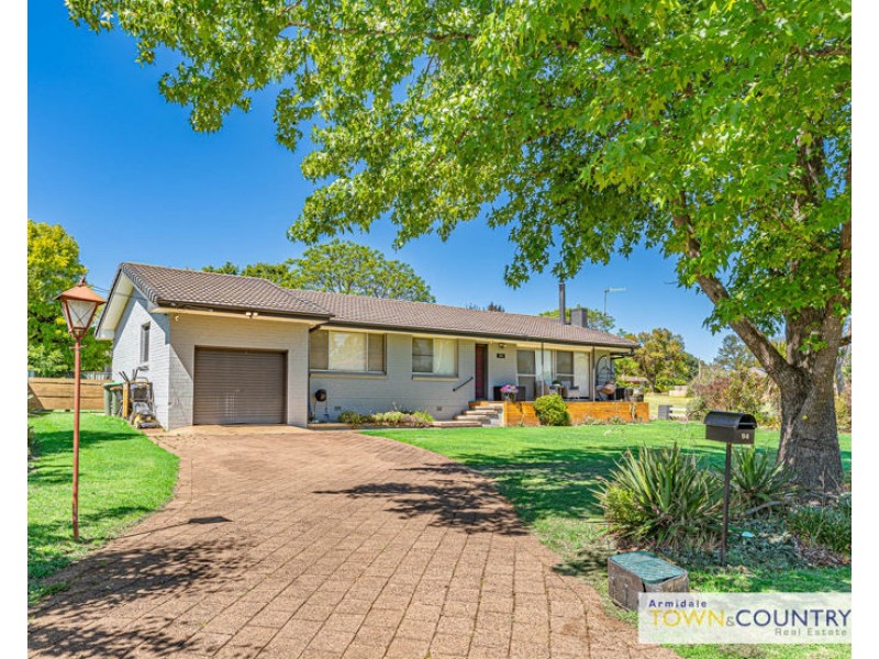 94 Lynches Road, Armidale NSW 2350