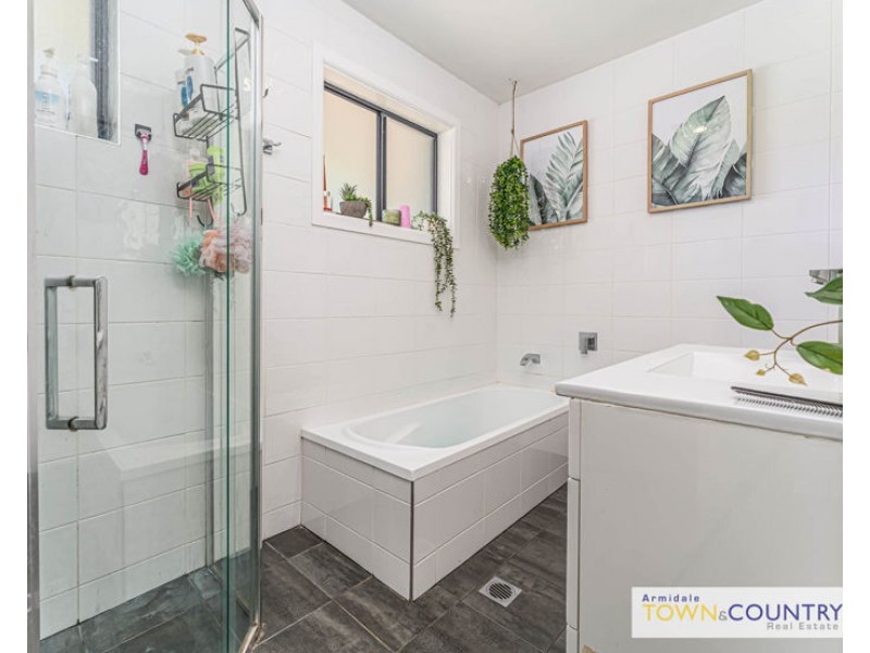 94 Lynches Road, Armidale NSW 2350