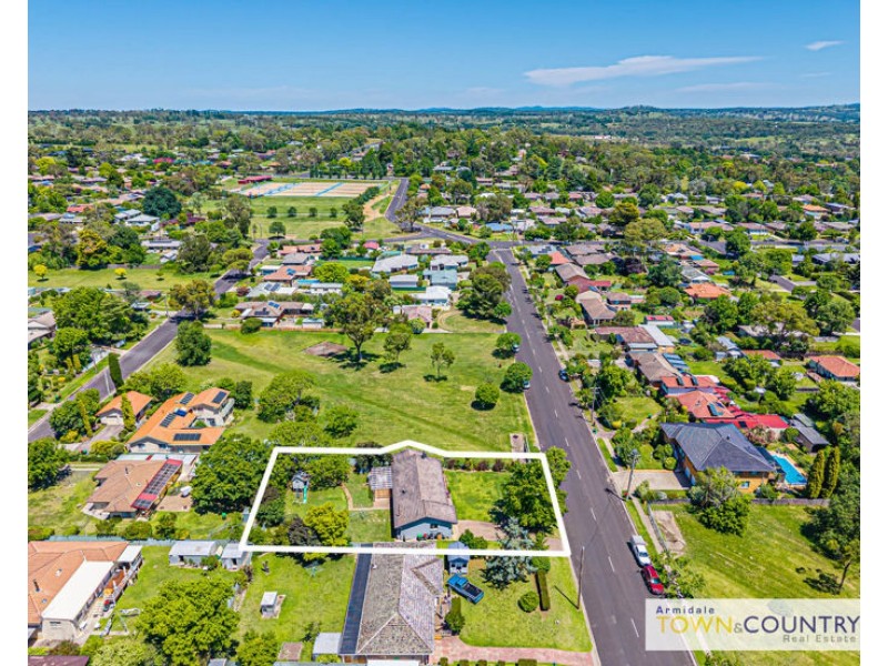 94 Lynches Road, Armidale NSW 2350