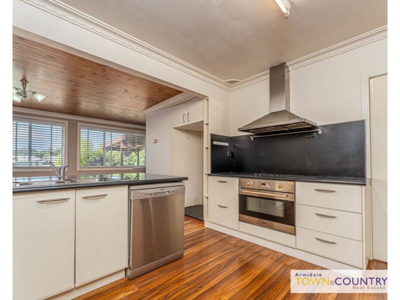 88 kentucky street, Armidale NSW 2350
