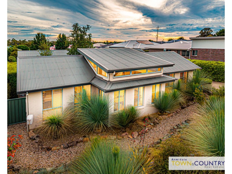 13 Netherton Park Avenue, Armidale NSW 2350
