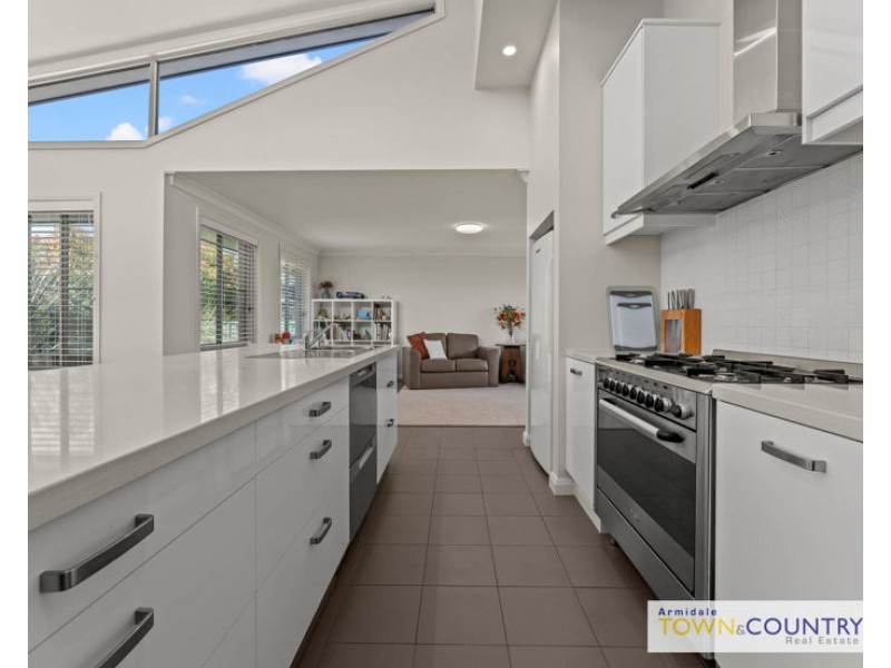 13 Netherton Park Avenue, Armidale NSW 2350