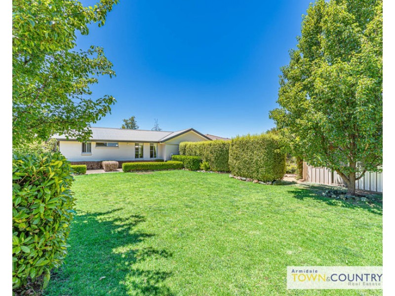 13 Netherton Park Avenue, Armidale NSW 2350