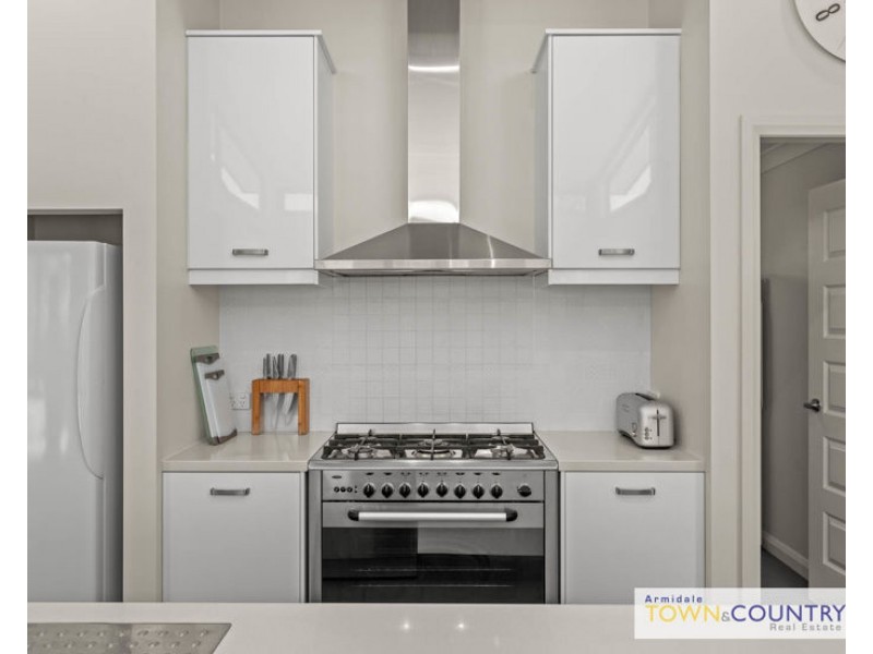 13 Netherton Park Avenue, Armidale NSW 2350