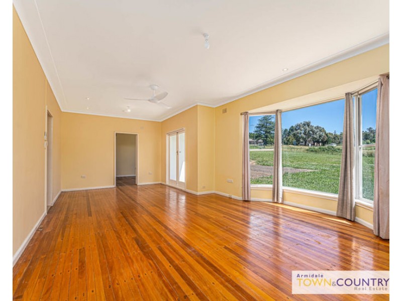 5 Harrison Place, Armidale NSW 2350