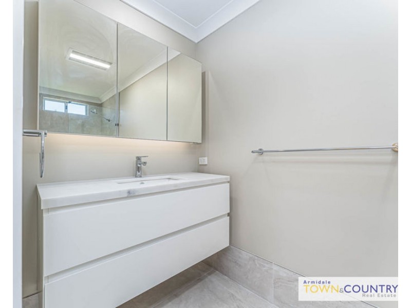5 Harrison Place, Armidale NSW 2350
