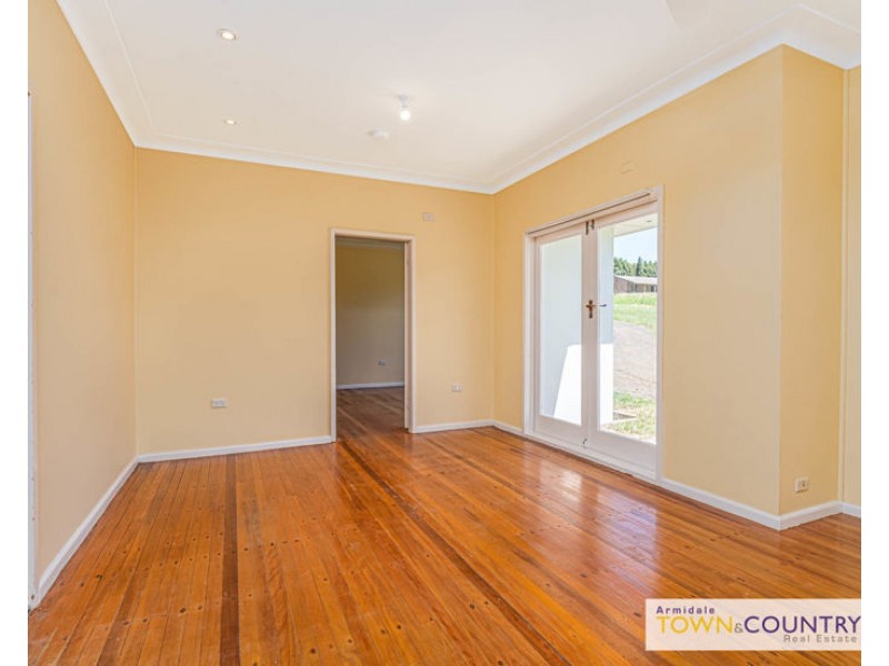 5 Harrison Place, Armidale NSW 2350