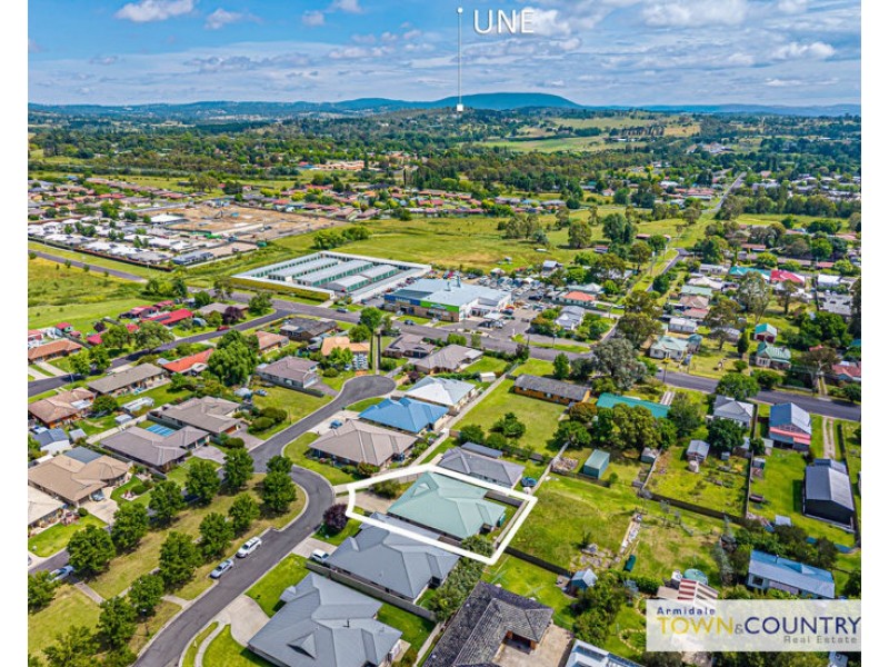 25 Rusden Court, Armidale NSW 2350