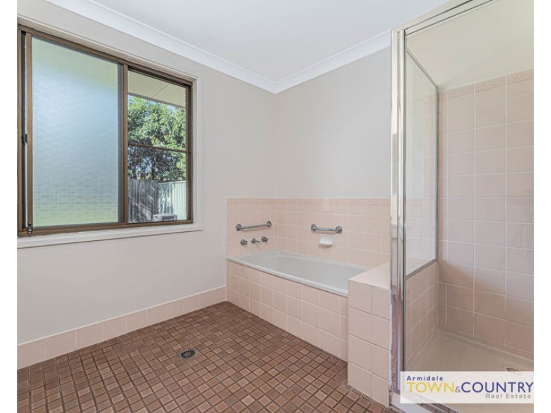 52 Donnelly Street, Armidale NSW 2350