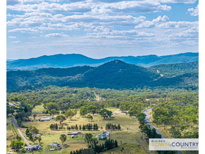 23 Kareela Road, Armidale NSW 2350