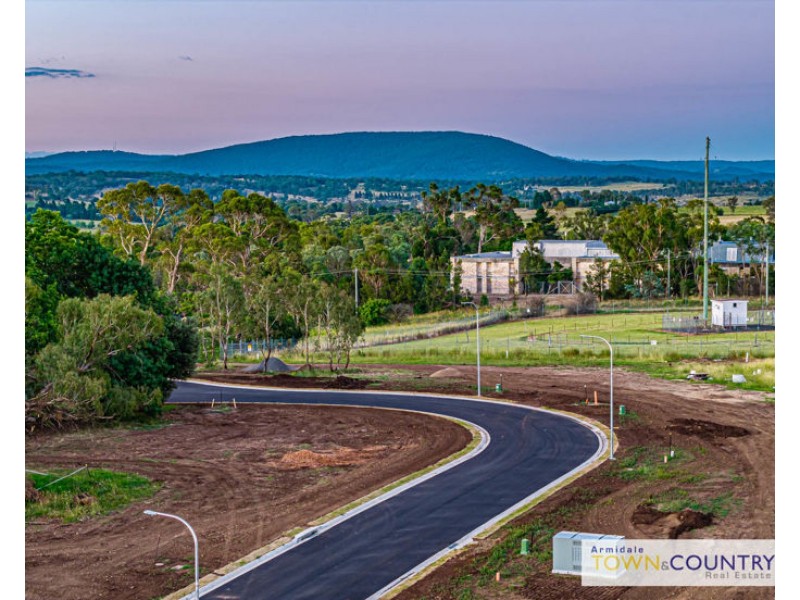 Lot 14 32a Crest Road, Armidale NSW 2350
