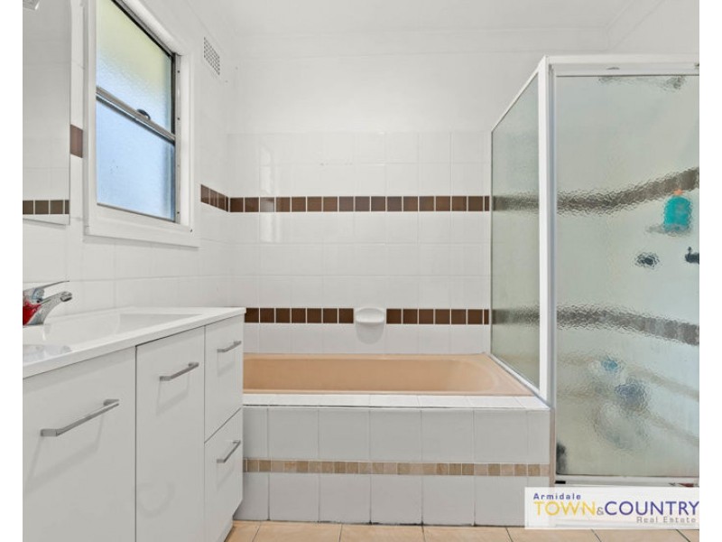 82A Erskine Street, Armidale NSW 2350