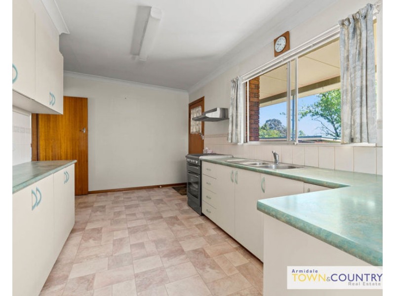 169 Mossman Street, Armidale NSW 2350