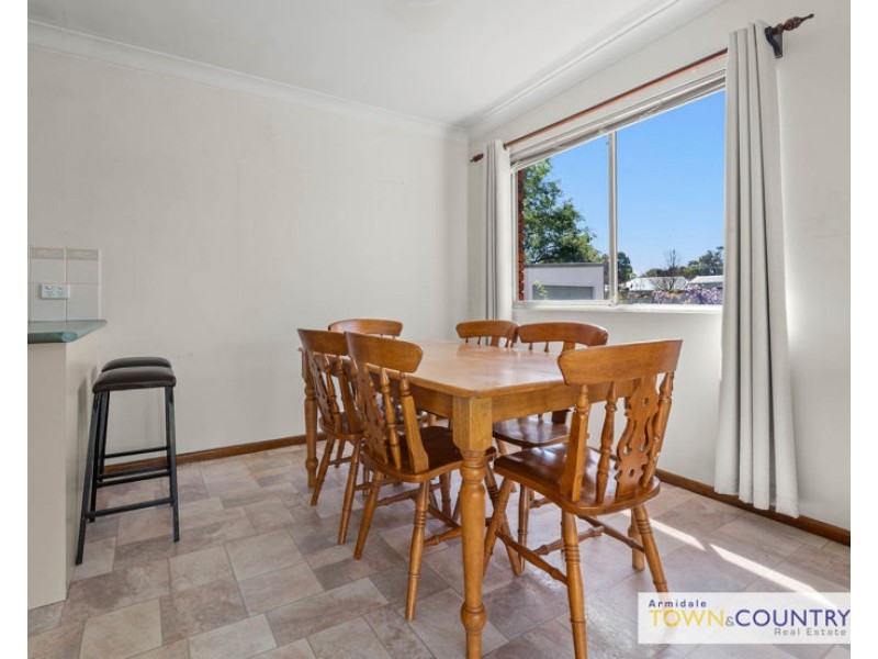 169 Mossman Street, Armidale NSW 2350