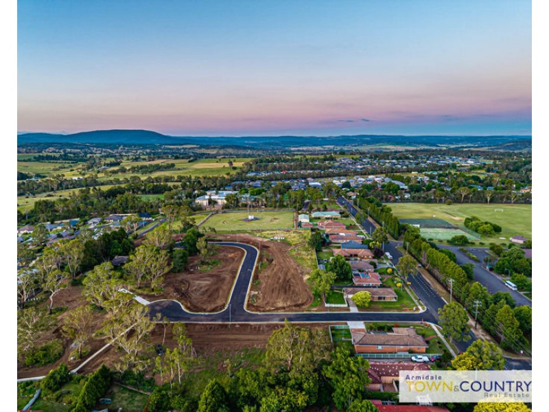 32a Crest Road Land Estate, Armidale NSW 2350