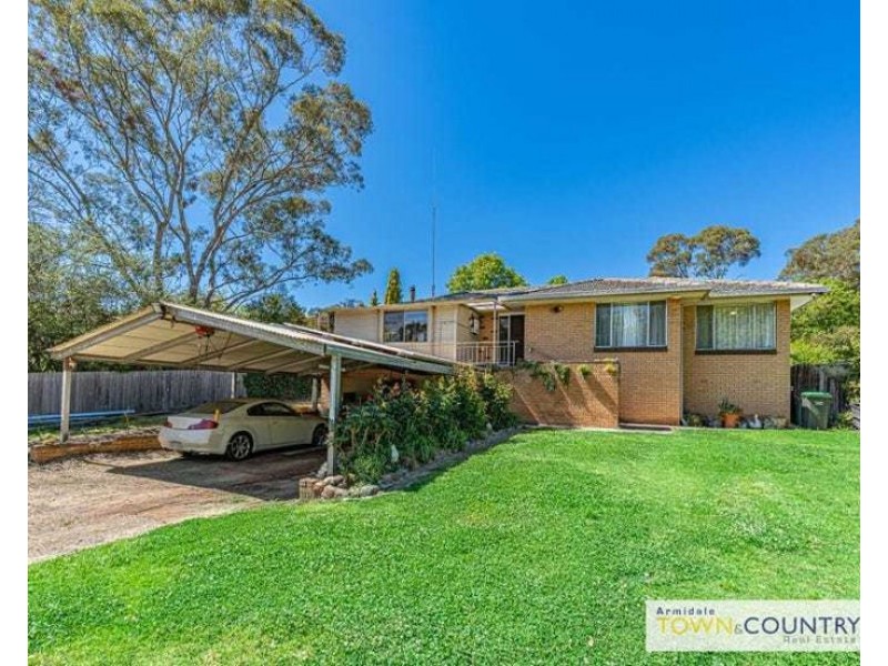 40 Uralla Rd, Armidale NSW 2350
