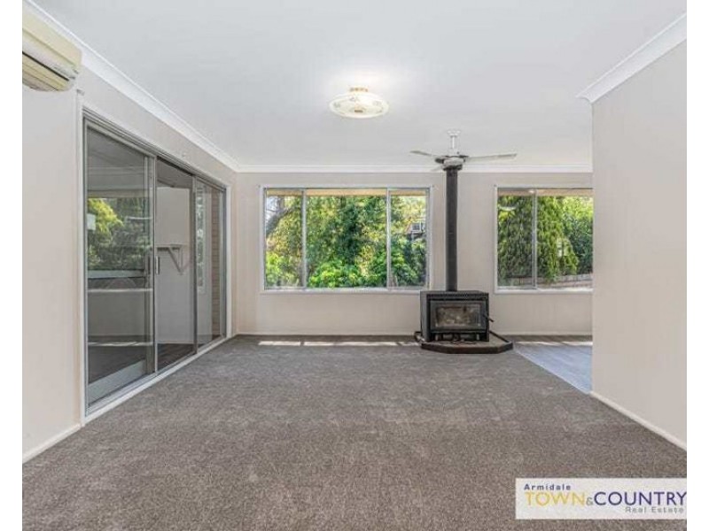 40 Uralla Rd, Armidale NSW 2350