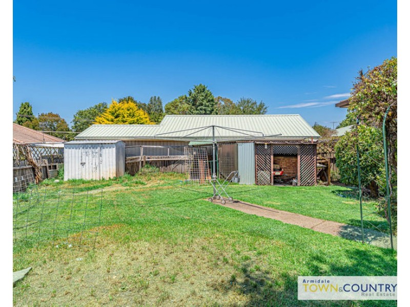 5 Finlayson Close, Armidale NSW 2350