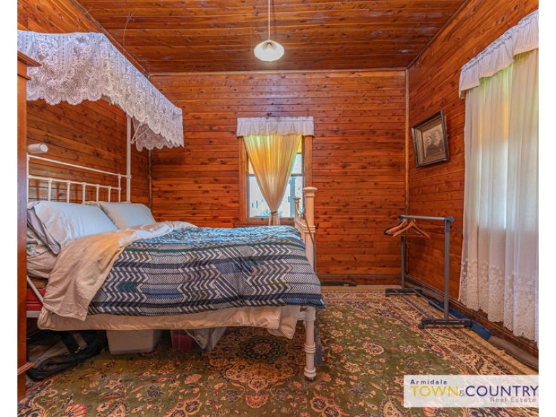 ‘Valverde’ 216 Invergowrie Road, Armidale NSW 2350