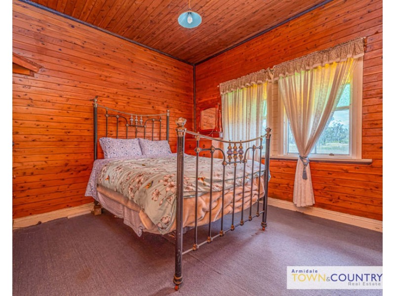 ‘Valverde’ 216 Invergowrie Road, Armidale NSW 2350