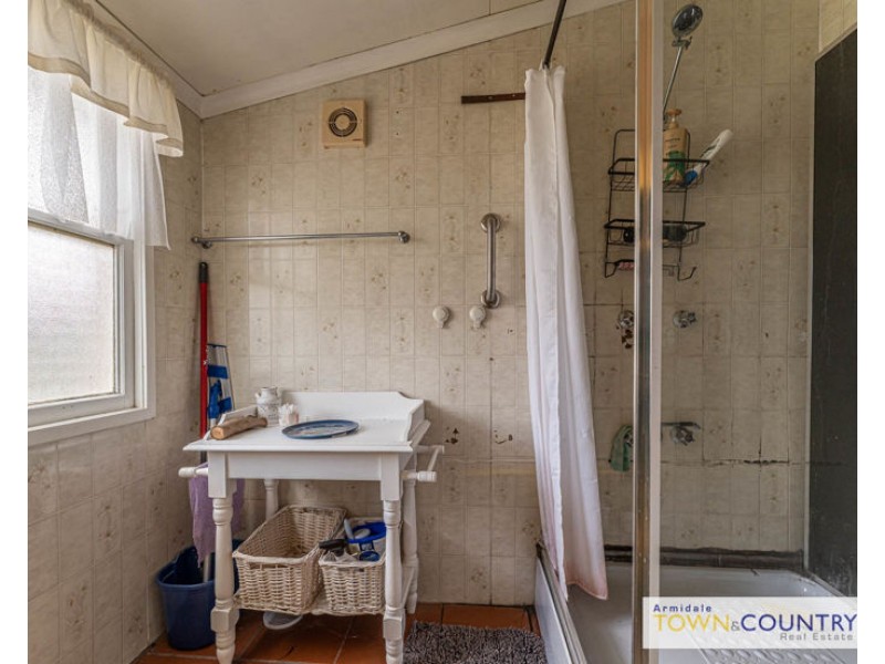 ‘Valverde’ 216 Invergowrie Road, Armidale NSW 2350