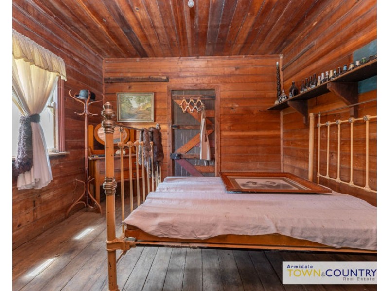 ‘Valverde’ 216 Invergowrie Road, Armidale NSW 2350