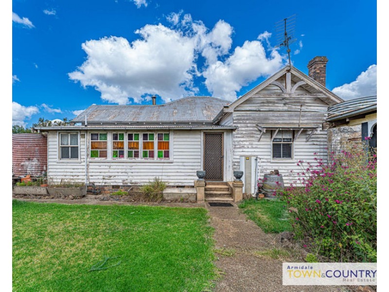 ‘Valverde’ 216 Invergowrie Road, Armidale NSW 2350