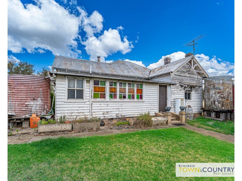 ‘Valverde’ 216 Invergowrie Road, Armidale NSW 2350
